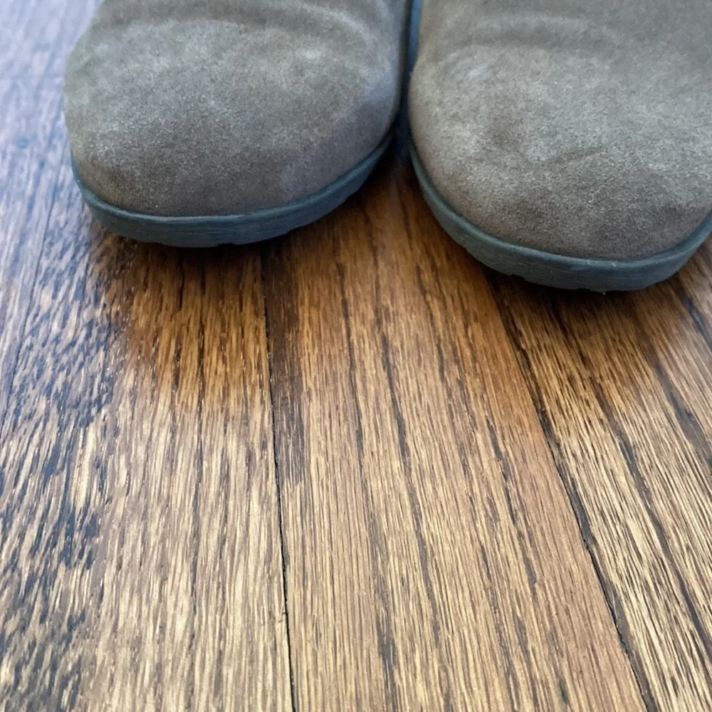 Blondo waterproof booties with block heel